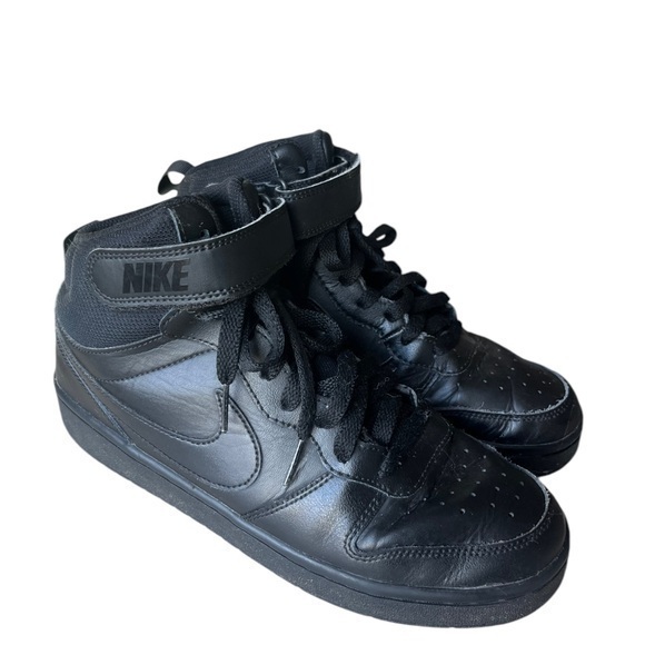 Nike Other - Nike Black High Top Sneakers size 7Y